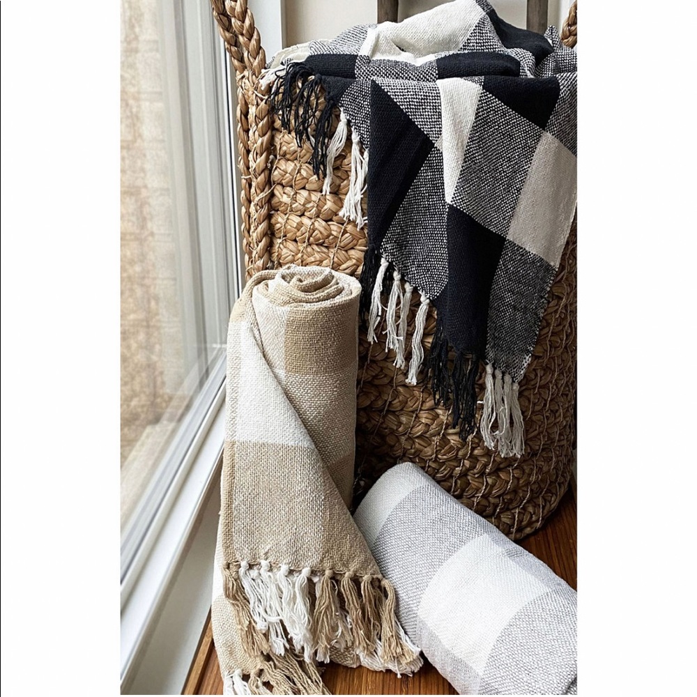 Elrene Farmhouse Living Buffalo check throw blanket 50 x 60, black & white